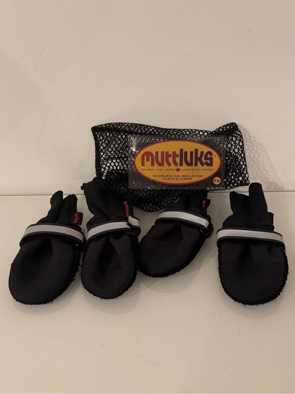 Muttluks Fleece Lined Dog Boots Set of 4 Size XS Black
